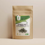 Sachet de superaliment mix spiruline et chlorella Bioptimal présenté sur fond beige.
